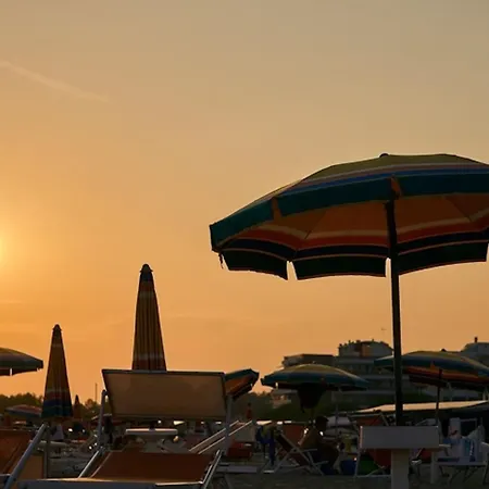 Apartment Beachside Getaway In Bibione